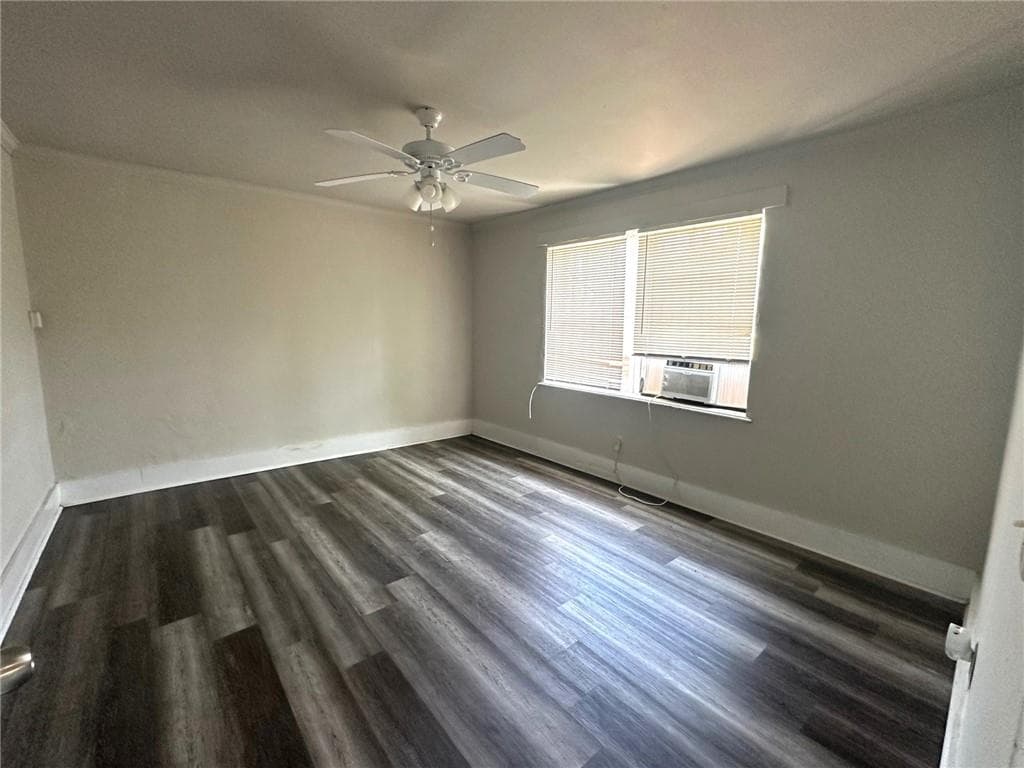 other under contract at 2418 Vineville Avenue, Macon, GA 31204 — photo 8