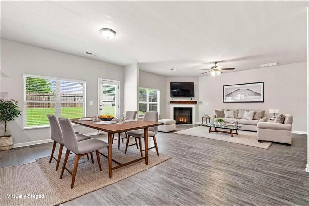 5 bedroom, 5 bathroom, 2,082 sq ft single family residence under contract at 620 Emporia Loop, Mcdonough, GA 30253 — photo 5
