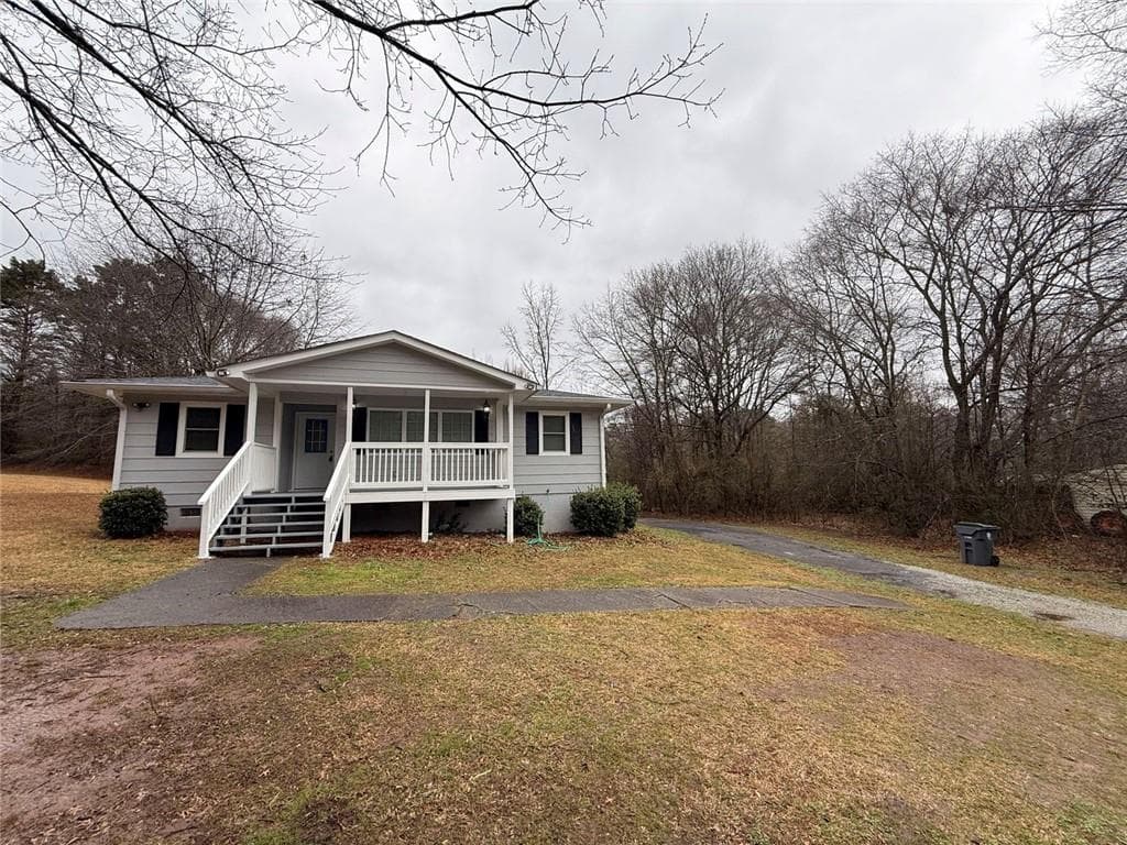 3 bedroom, 2 bathroom, 1,092 sq ft single family residence for rent at 3218 Macedonia Road, Powder Springs, GA 30127 for $1,800 a month — photo 2