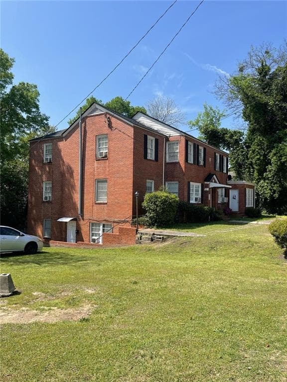 other under contract at 2418 Vineville Avenue, Macon, GA 31204 — photo 2