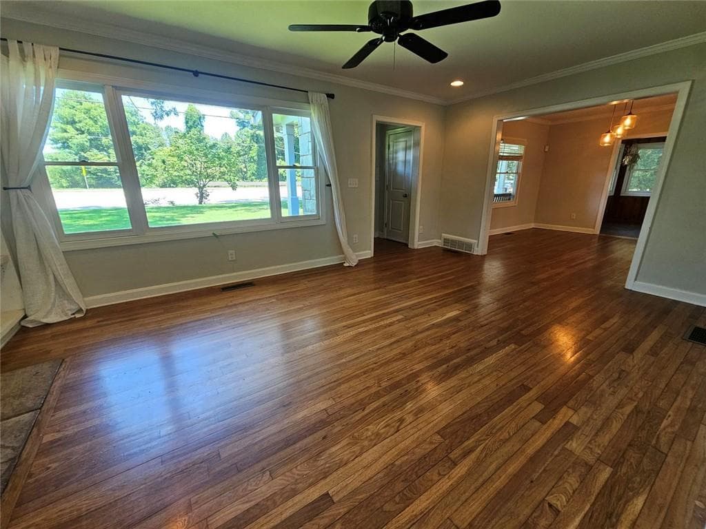 5 bedroom, 3 bathroom, 2,575 sq ft single family residence for rent at 3293 Covington Highway, Avondale Estates, GA 30002 for $3,500 a month — photo 5