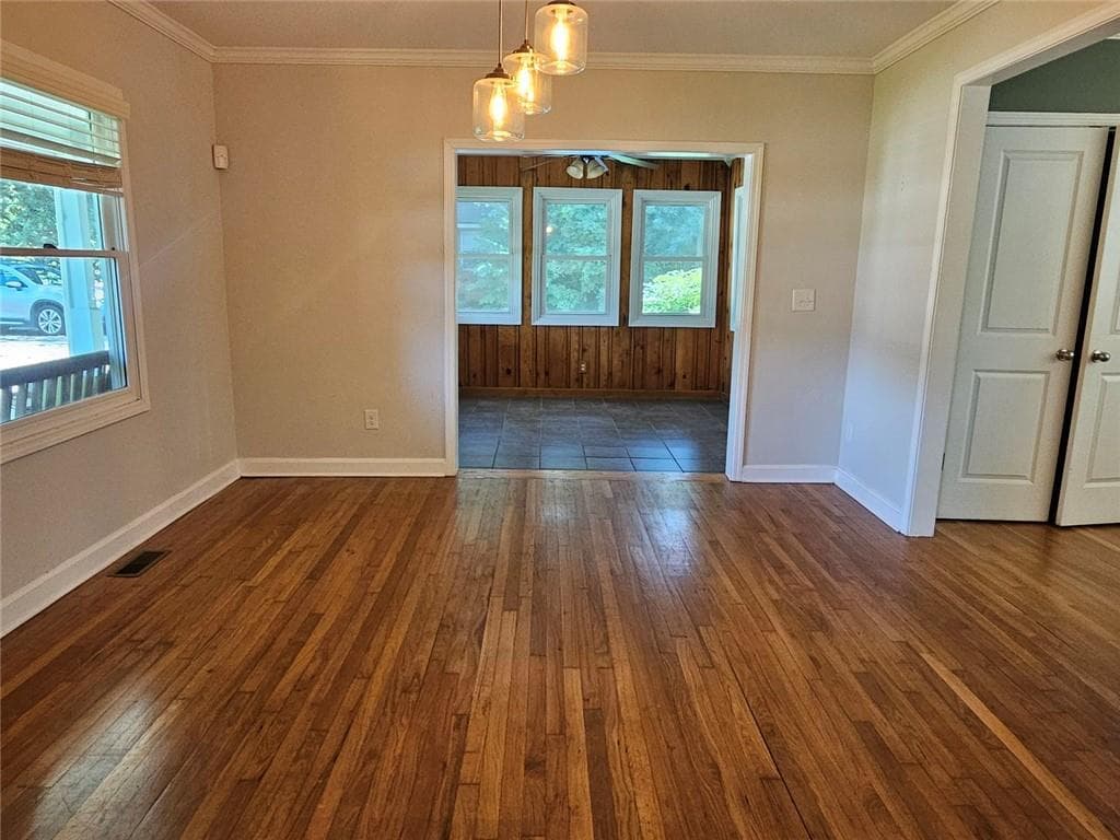 5 bedroom, 3 bathroom, 2,575 sq ft single family residence for rent at 3293 Covington Highway, Avondale Estates, GA 30002 for $3,500 a month — photo 6