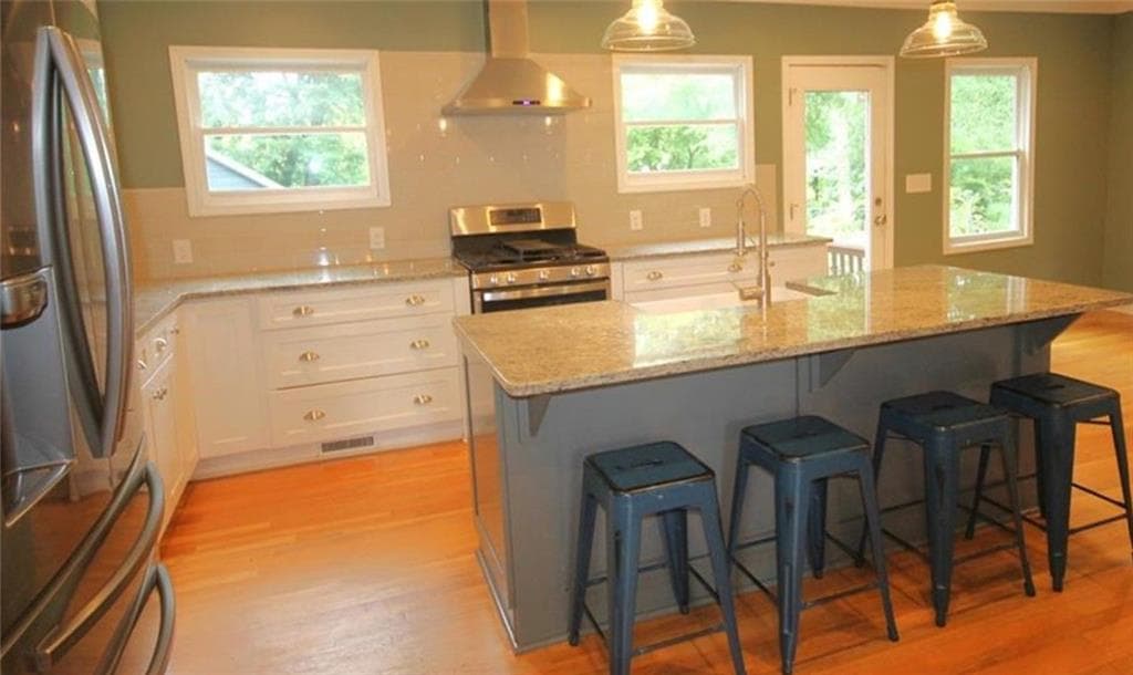 5 bedroom, 3 bathroom, 2,575 sq ft single family residence for rent at 3293 Covington Highway, Avondale Estates, GA 30002 for $3,500 a month — photo 9