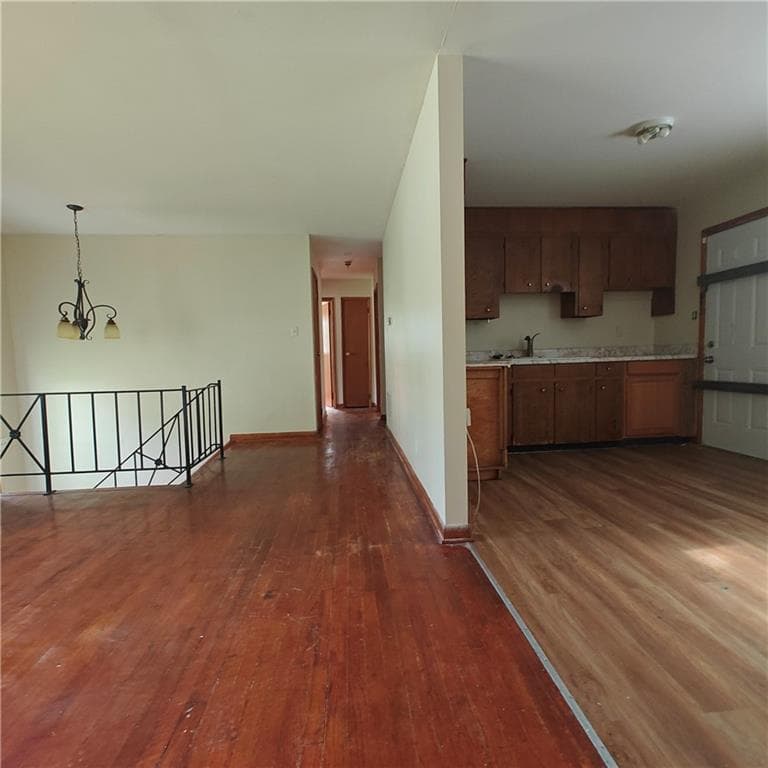 5 bedroom, 3 bathroom, 1,850 sq ft single family residence for rent at 423 Alabama Avenue, Warner Robins, GA 31093 for $1,475 a month — photo 5