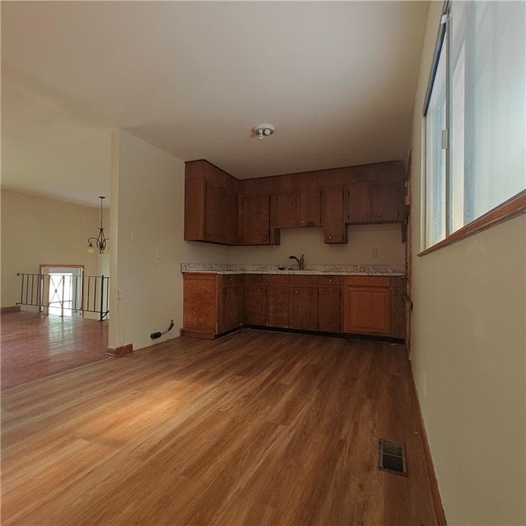 5 bedroom, 3 bathroom, 1,850 sq ft single family residence for rent at 423 Alabama Avenue, Warner Robins, GA 31093 for $1,475 a month — photo 6