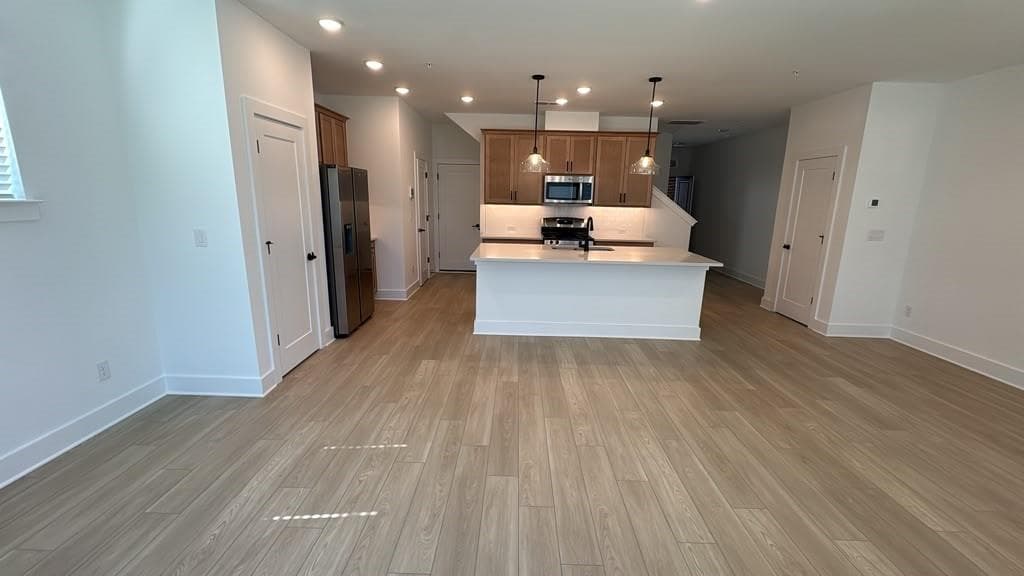 3 bedroom, 3 bathroom, 1,931 sq ft townhouse for rent at 198 Redbud Road, Canton, GA 30114 for $2,300 a month — photo 5