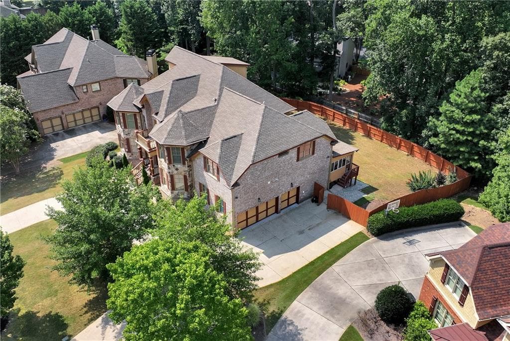 7 bedroom, 9 bathroom, 6,662 sq ft single family residence for sale at 3017 Canton Pines Place, Marietta, GA 30068 — photo 5
