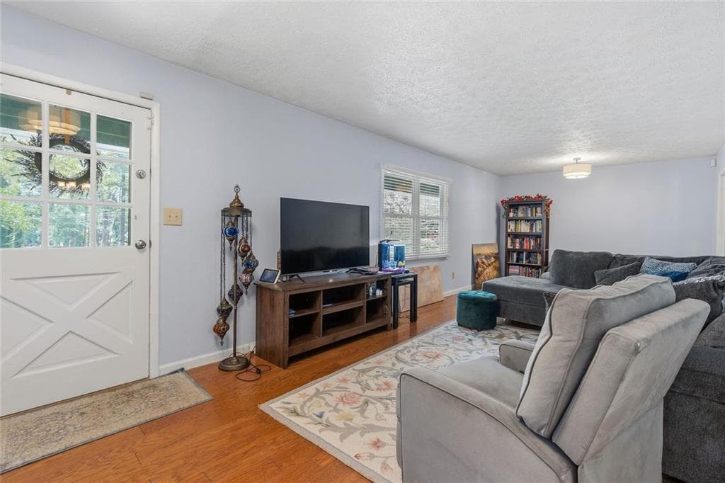 3 bedroom, 2 bathroom, 1,350 sq ft single family residence for sale at 2064 Leatherleaf Court, Marietta, GA 30008 — photo 5