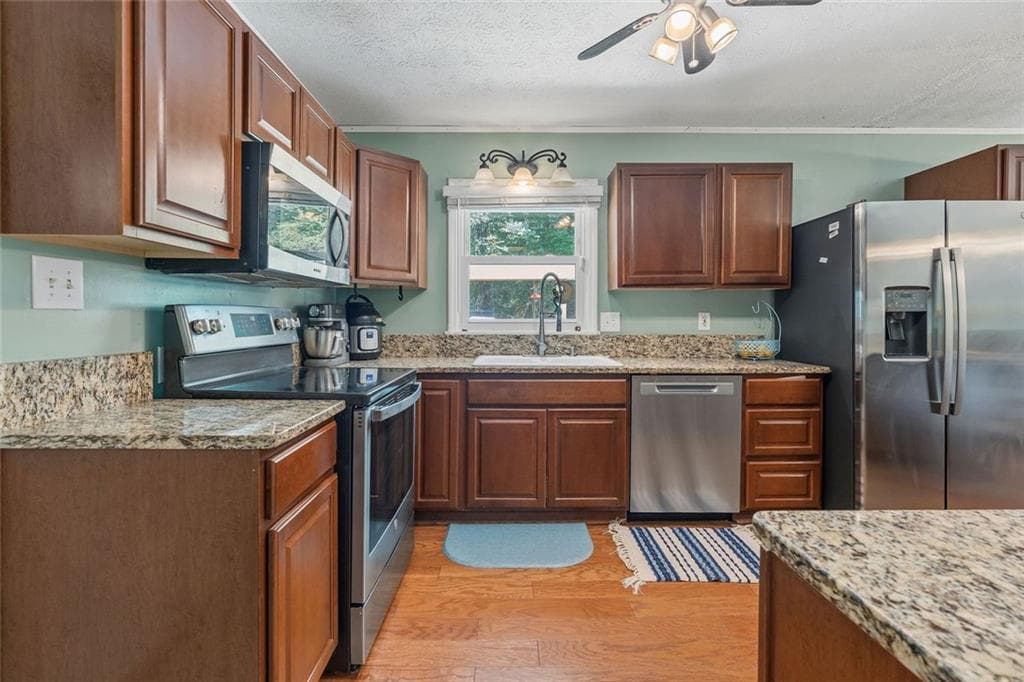 3 bedroom, 2 bathroom, 1,350 sq ft single family residence for sale at 2064 Leatherleaf Court, Marietta, GA 30008 — photo 9