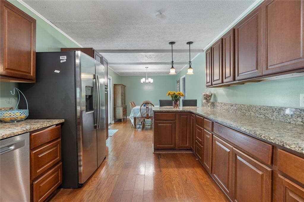 3 bedroom, 2 bathroom, 1,350 sq ft single family residence for sale at 2064 Leatherleaf Court, Marietta, GA 30008 — photo 10