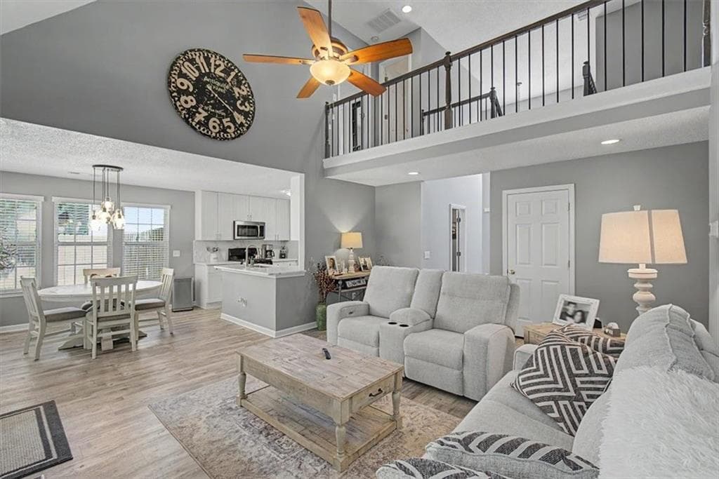 4 bedroom, 3 bathroom, 2,372 sq ft single family residence for sale at 6014 W Rosie Lane, Mableton, GA 30126 — photo 9