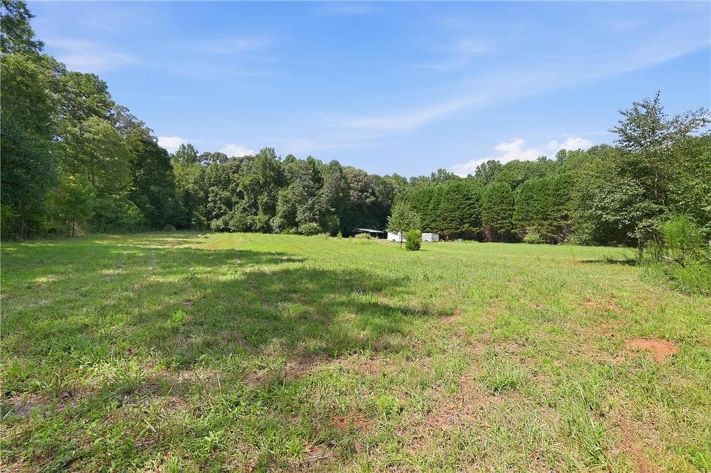 5 bedroom, 4 bathroom, 3,497 sq ft single family residence for sale at 4829 Old Pendergrass Road, Jefferson, GA 30549 — photo 4