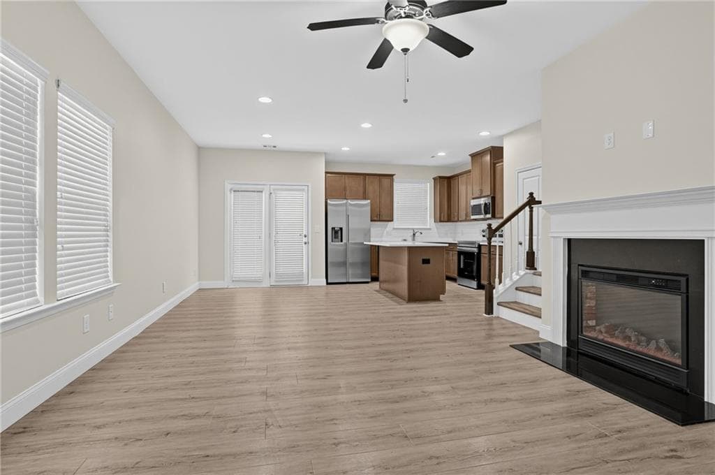 3 bedroom, 3 bathroom, 1,417 sq ft townhouse for rent at 4933 Longview Walk, Decatur, GA 30035 for $1,990 a month — photo 7
