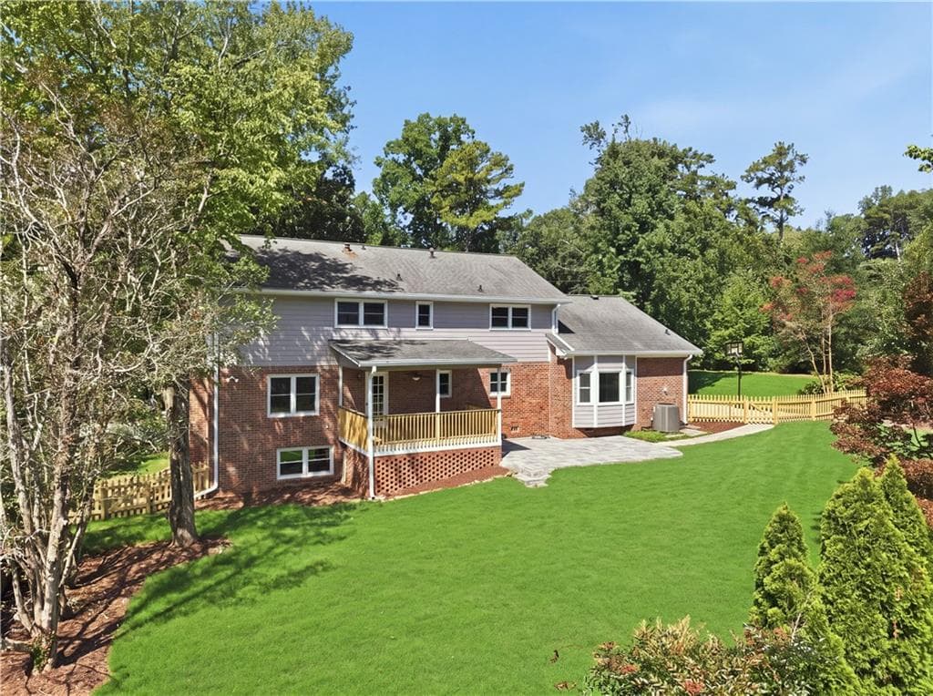 5 bedroom, 4 bathroom, 4,377 sq ft single family residence for sale at 5157 Lakesprings Drive, Dunwoody, GA 30338 — photo 3