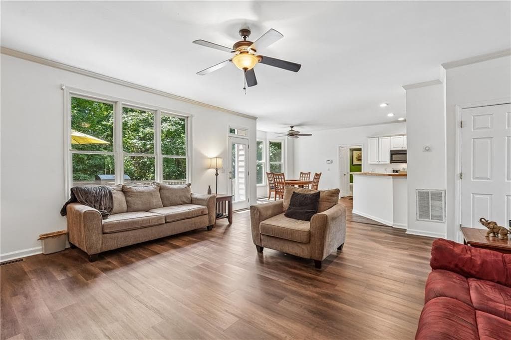 5 bedroom, 3 bathroom, 3,795 sq ft single family residence for sale at 1050 Mckendree Park Lane, Lawrenceville, GA 30043 — photo 10
