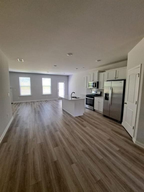4 bedroom, 3 bathroom, 2,414 sq ft single family residence for rent at 2787 Malton Way, Loganville, GA 30052 for $2,500 a month — photo 5