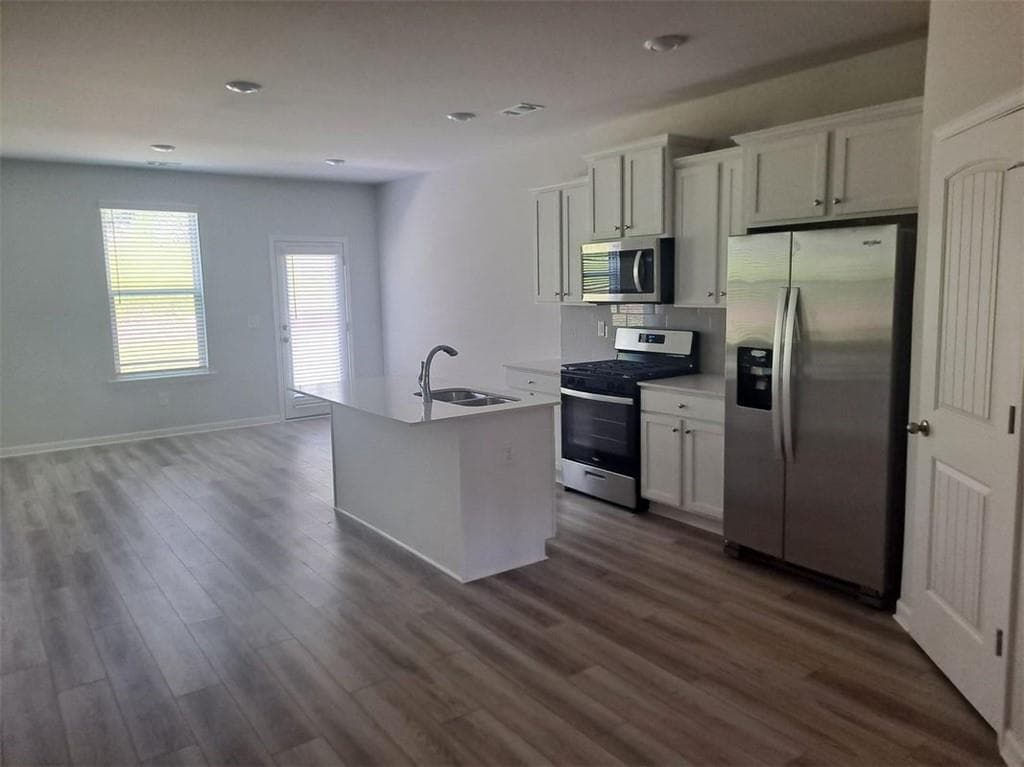 4 bedroom, 3 bathroom, 2,414 sq ft single family residence for rent at 2787 Malton Way, Loganville, GA 30052 for $2,500 a month — photo 6