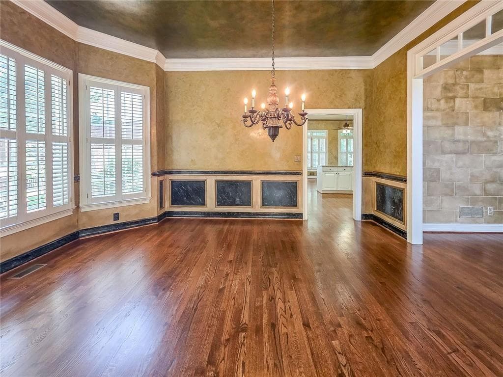 5 bedroom, 5 bathroom, 4,042 sq ft single family residence for sale at 770 Glen Royal Drive, Roswell, GA 30076 — photo 10