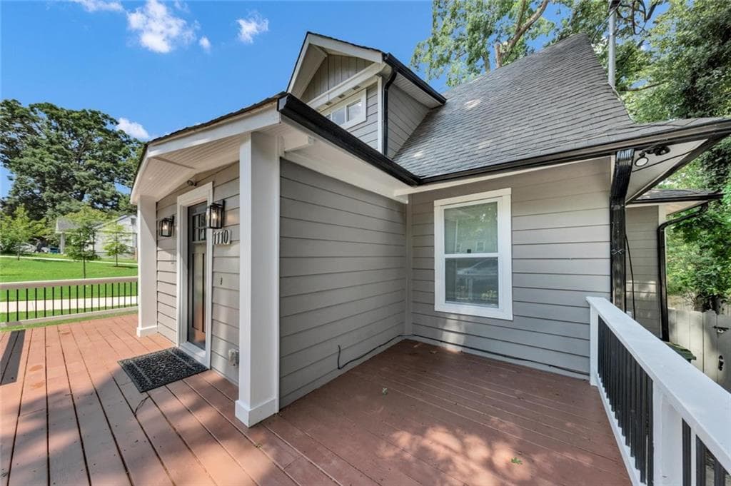 5 bedroom, 4 bathroom, 2,100 sq ft single family residence for sale at 1110 Oak Knoll Terrace, Atlanta, GA 30315 — photo 4
