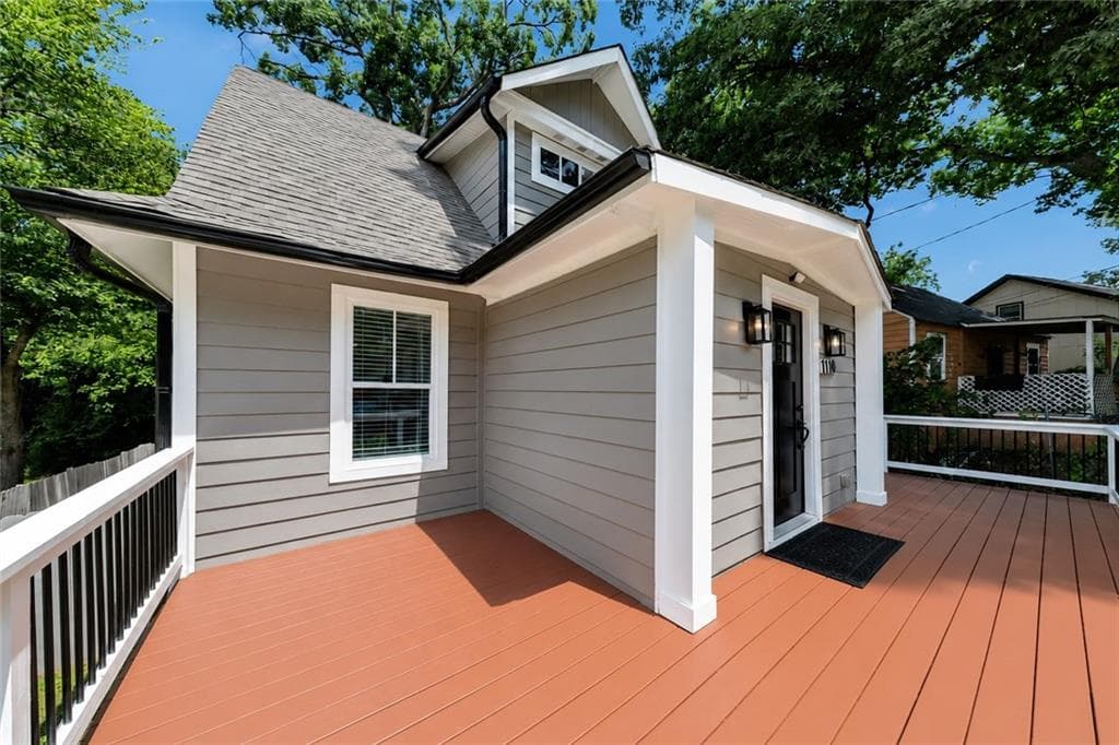 5 bedroom, 4 bathroom, 2,100 sq ft single family residence for sale at 1110 Oak Knoll Terrace, Atlanta, GA 30315 — photo 3