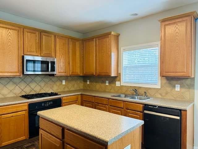 5 bedroom, 4 bathroom, 2,700 sq ft single family residence for rent at 3999 Elm Trace Drive, Loganville, GA 30052 for $2,600 a month — photo 4