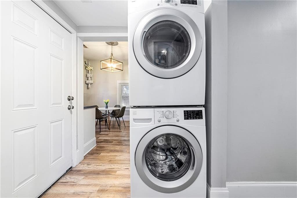 3 bedroom, 2 bathroom, 1,050 sq ft single family residence for rent at 1099 Center Street, Atlanta, GA 30318 for $3,000 a month — photo 7