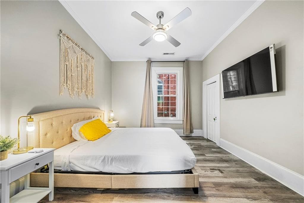 3 bedroom, 2 bathroom, 1,050 sq ft single family residence for rent at 1099 Center Street, Atlanta, GA 30318 for $3,000 a month — photo 9
