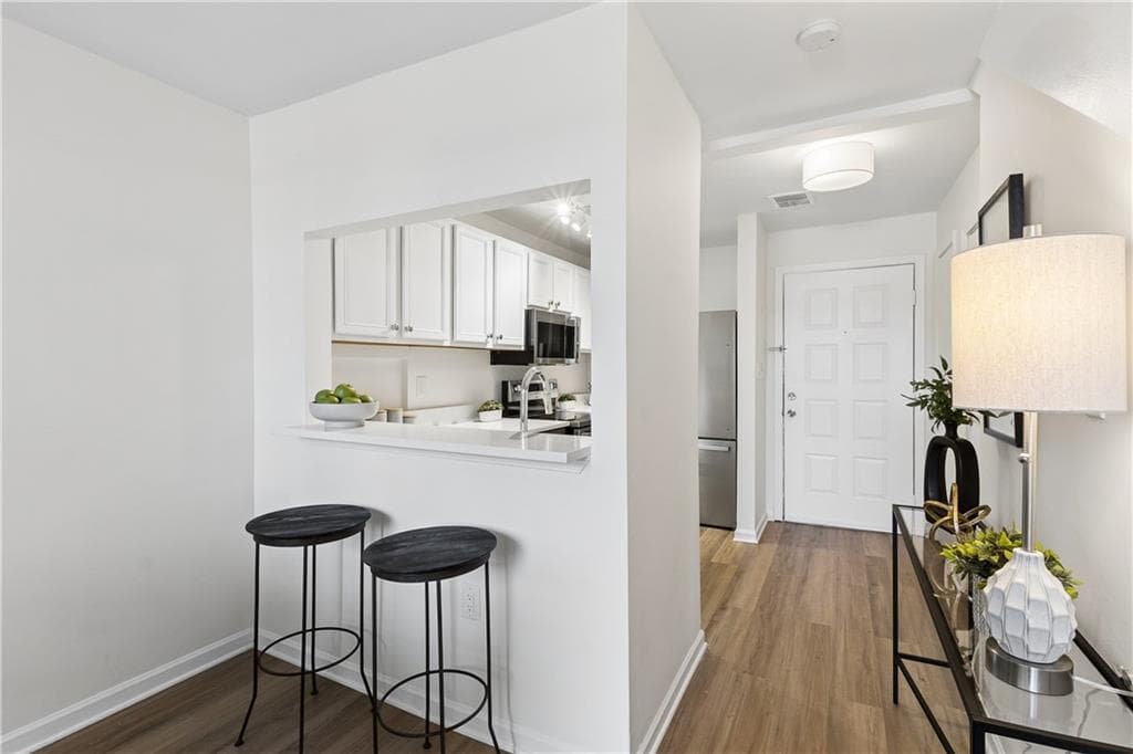 1 bedroom, 1 bathroom, 790 sq ft condominium under contract at 3655 Habersham Road 348B, Atlanta, GA 30305 — photo 6
