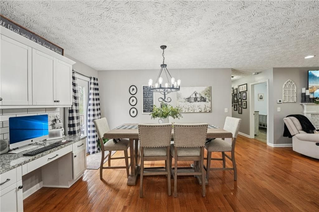 5 bedroom, 3 bathroom, 3,660 sq ft single family residence for sale at 6471 Forsyth Drive, Cumming, GA 30028 — photo 6