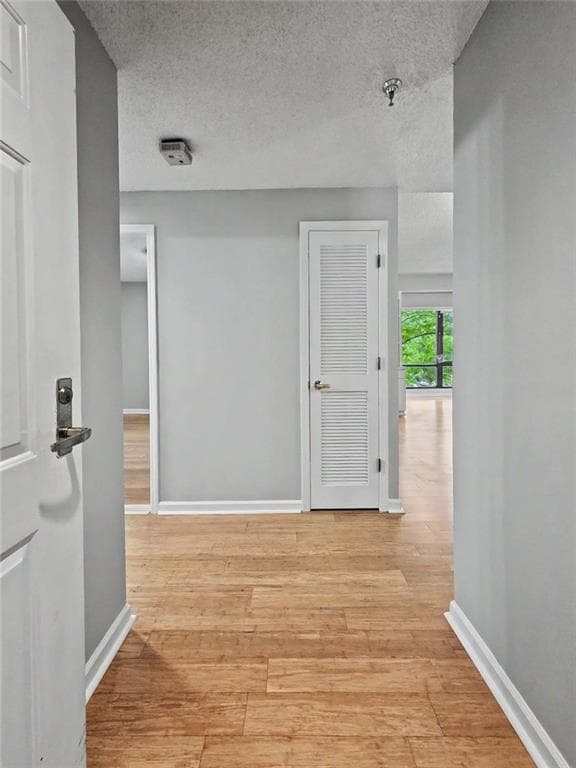 1 bedroom, 1 bathroom, 872 sq ft condominium under contract at 1800 Clairmont Lake A314, Decatur, GA 30033 — photo 7