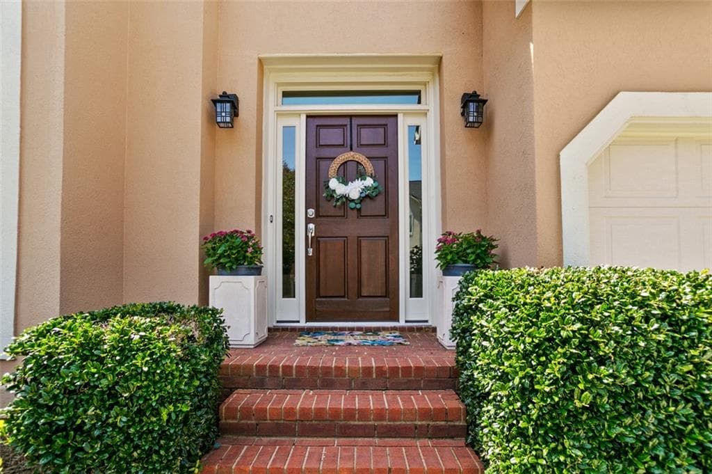 4 bedroom, 3 bathroom, 2,448 sq ft single family residence under contract at 2209 Concord Square, Marietta, GA 30062 — photo 3