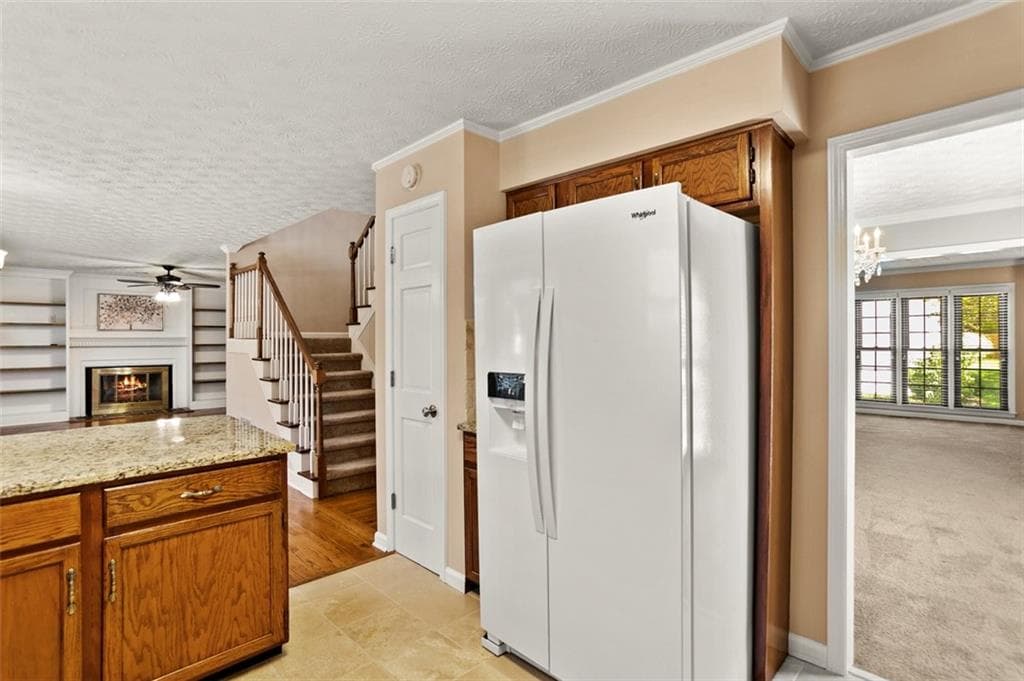 4 bedroom, 3 bathroom, 2,448 sq ft single family residence under contract at 2209 Concord Square, Marietta, GA 30062 — photo 7