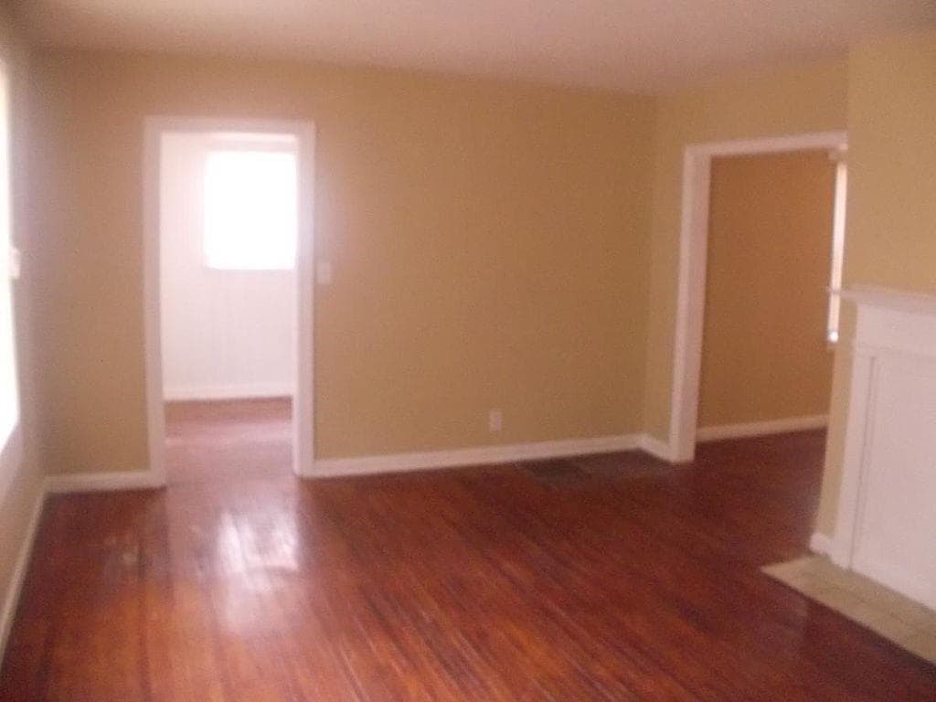 3 bedroom, 1 bathroom, 1,259 sq ft single family residence for sale at 1338 Lynford Drive, Atlanta, GA 30310 — photo 2