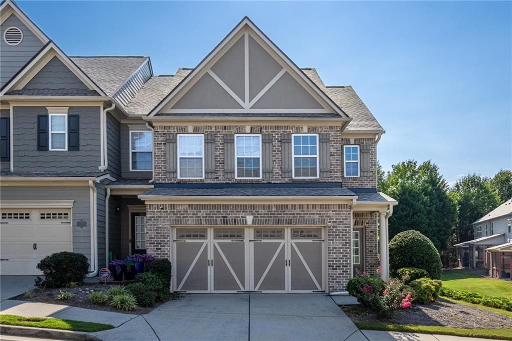 3 bedroom, 3 bathroom, 1,668 sq ft townhouse for sale at 5621 Cobblestone Creek Avenue 14, Mableton, GA 30126