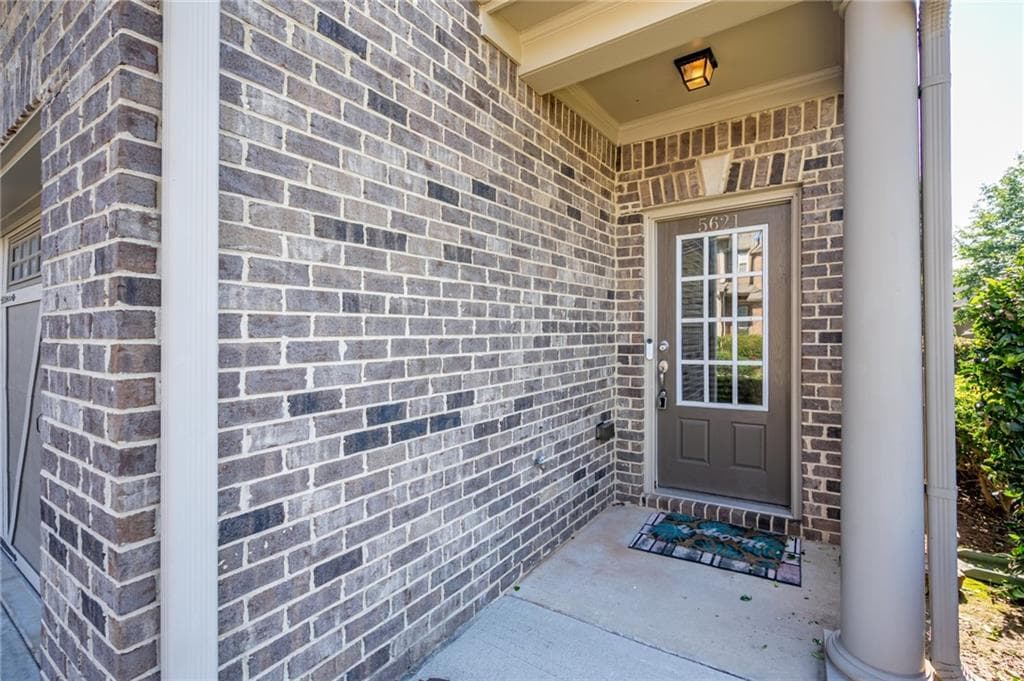 3 bedroom, 3 bathroom, 1,668 sq ft townhouse for sale at 5621 Cobblestone Creek Avenue 14, Mableton, GA 30126 — photo 3