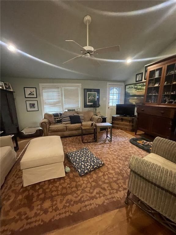 2 bedroom, 1 bathroom, 952 sq ft single family residence for sale at 16040 Henderson Road, Milton, GA 30004 — photo 2