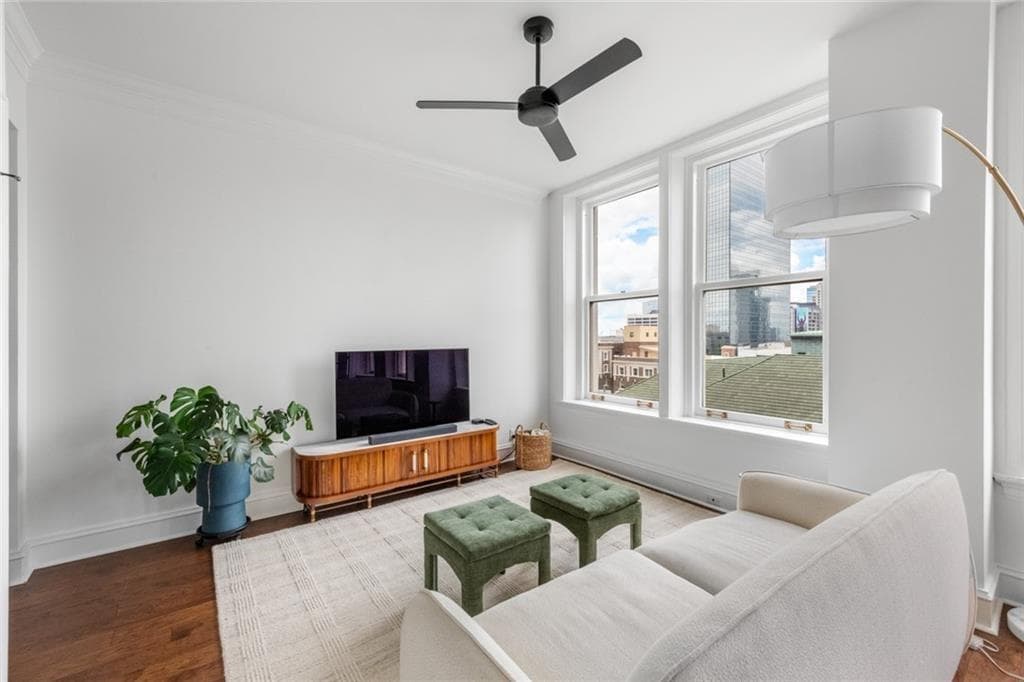 1 bedroom, 2 bathroom, 868 sq ft condominium for sale at 57 Forsyth Street 8D, Atlanta, GA 30303 — photo 4