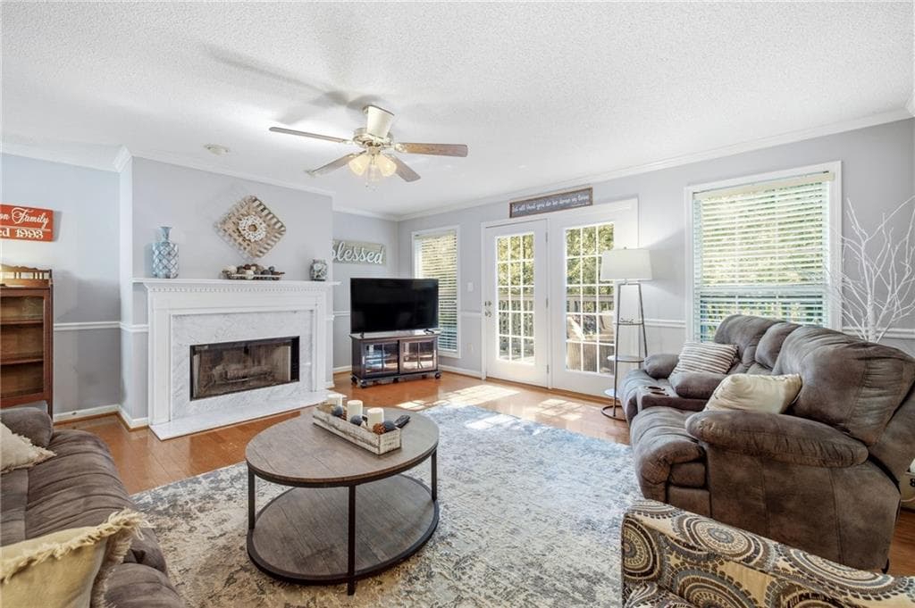 4 bedroom, 3 bathroom, 2,834 sq ft single family residence under contract at 5221 Nimble Wood Way, Flowery Branch, GA 30542 — photo 9