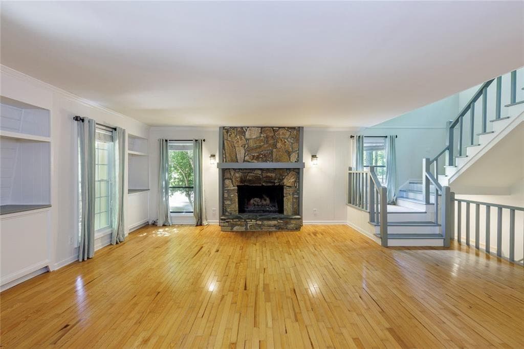 4 bedroom, 4 bathroom, 3,732 sq ft single family residence under contract at 3450 Winfair Place, Marietta, GA 30062 — photo 4