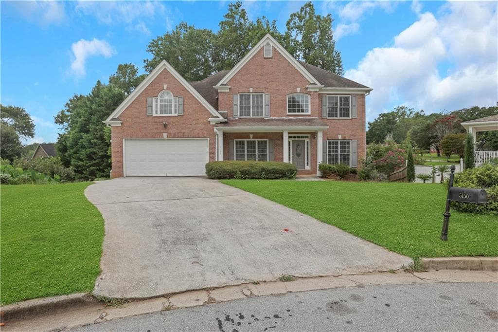 6 bedroom, 6 bathroom, 5,245 sq ft single family residence under contract at 5150 Oak Plantation Walk, Lilburn, GA 30047 — photo 3