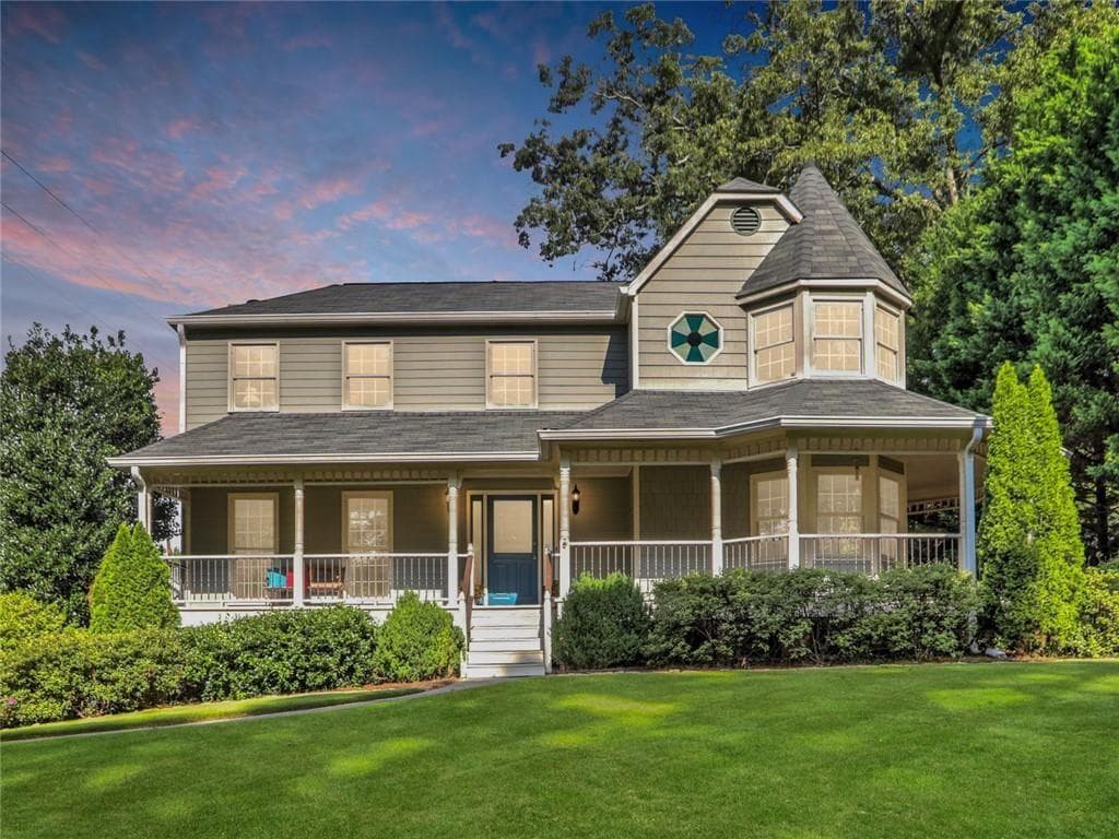 4 bedroom, 3 bathroom, 2,755 sq ft single family residence sold at 3425 Old Suttons Way, Marietta, GA 30062