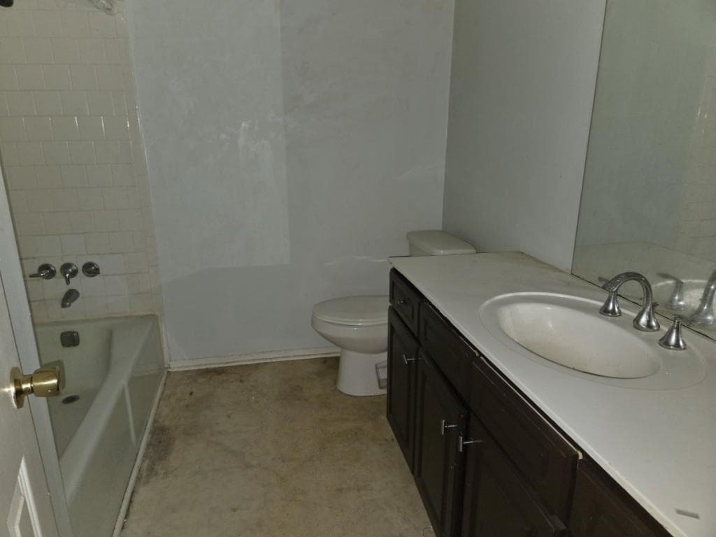 3 bedroom, 3 bathroom, 1,340 sq ft townhouse under contract at 4701 Flat Shoals Road 38G, Union City, GA 30291 — photo 7