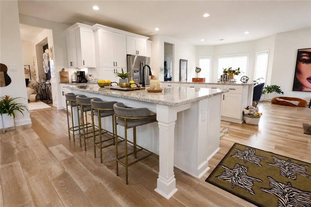 5 bedroom, 4 bathroom, 3,754 sq ft single family residence for sale at 394 Bluff Mill Farms Drive, Senoia, GA 30276 — photo 8