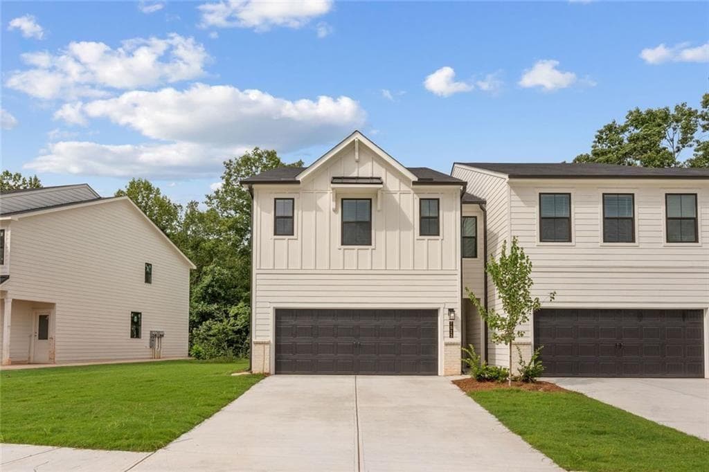 3 bedroom, 3 bathroom, 1,842 sq ft townhouse sold at 7513 Clover Lane 121, Flowery Branch, GA 30542