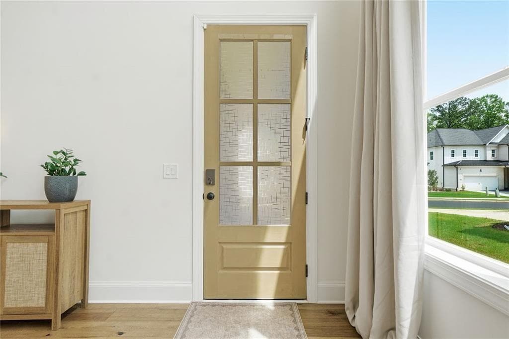 5 bedroom, 5 bathroom, 3,320 sq ft single family residence for sale at 736 Keystone Drive, Woodstock, GA 30188 — photo 4