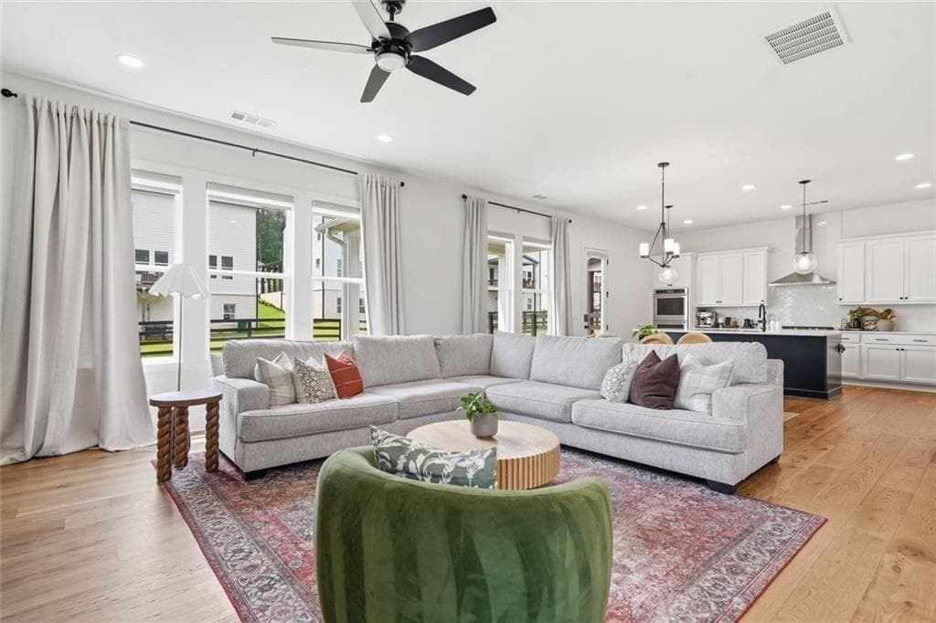 5 bedroom, 5 bathroom, 3,320 sq ft single family residence for sale at 736 Keystone Drive, Woodstock, GA 30188 — photo 7