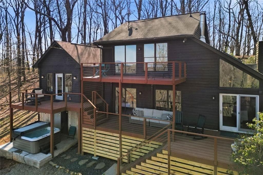 5 bedroom, 4 bathroom, 3,100 sq ft single family residence for sale at 664 Renate Drive, Jasper, GA 30143 — photo 8