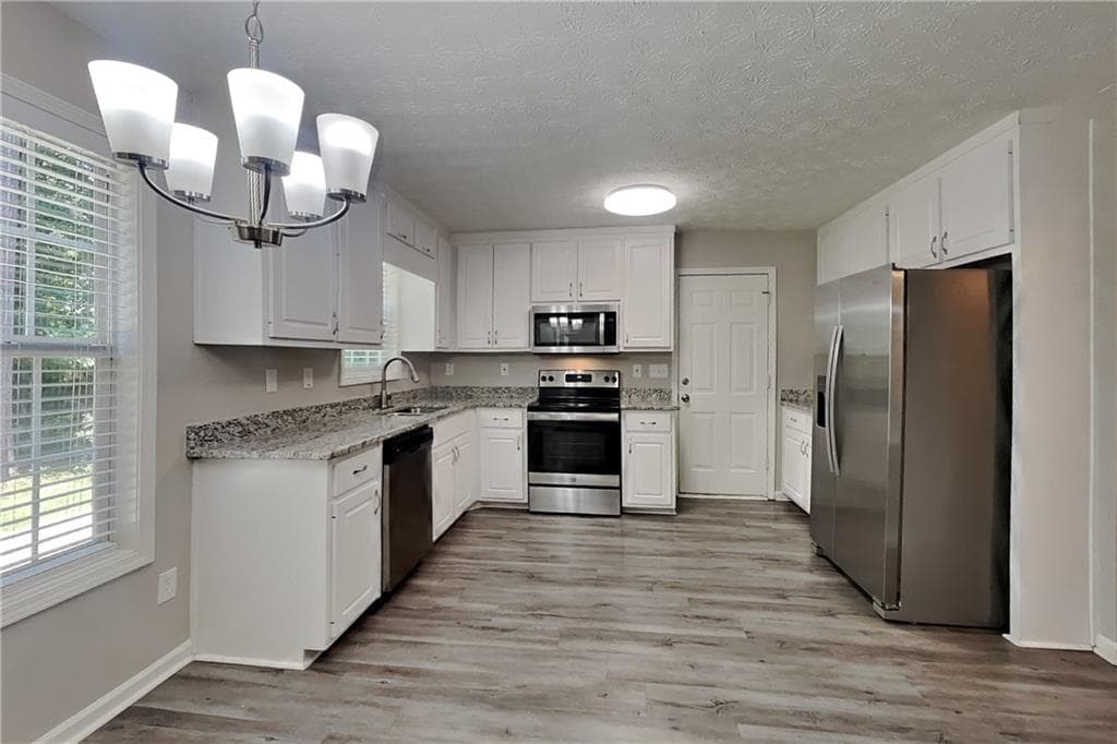 3 bedroom, 3 bathroom, 1,720 sq ft single family residence for rent at 2048 Glen Hope Trace, Dacula, GA 30019 for $1,975 a month — photo 5