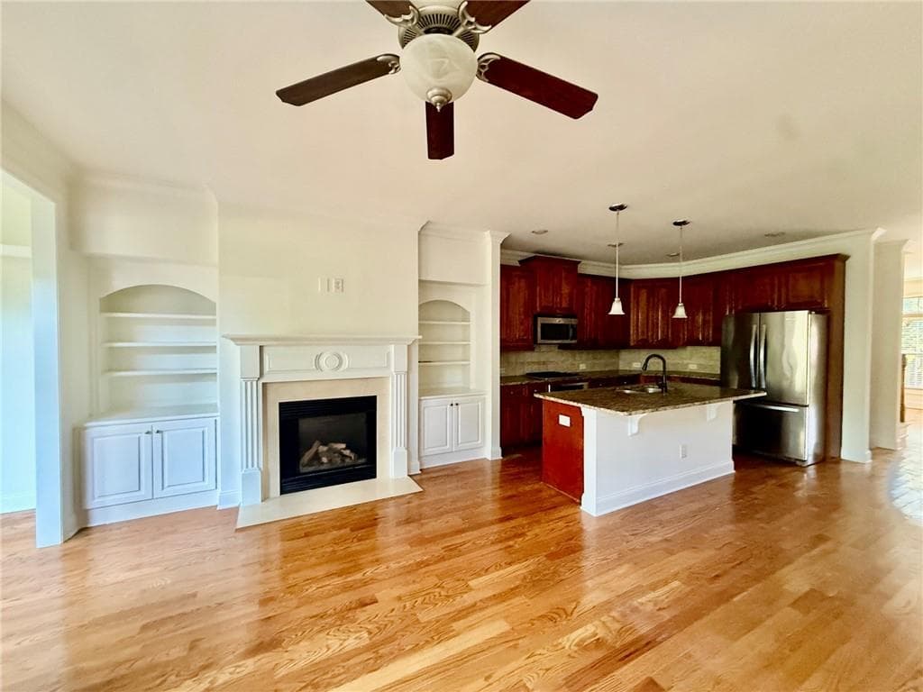3 bedroom, 4 bathroom, 2,335 sq ft townhouse for sale at 7670 Willoughby Court, Alpharetta, GA 30005 — photo 10