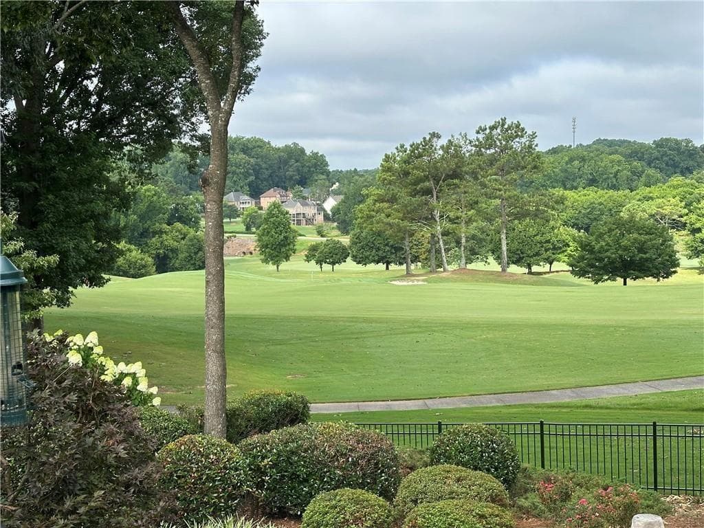 4 bedroom, 6 bathroom, 5,373 sq ft single family residence under contract at 116 Ridgemoor Trace, Canton, GA 30115 — photo 4